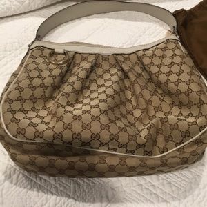 Authentic Gucci Bag - Proof of purchase in picture